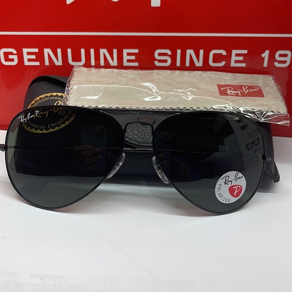 BNWT Rayban Aviator sunglass Black G15 Polarized lenses 3025 Assorted siz…